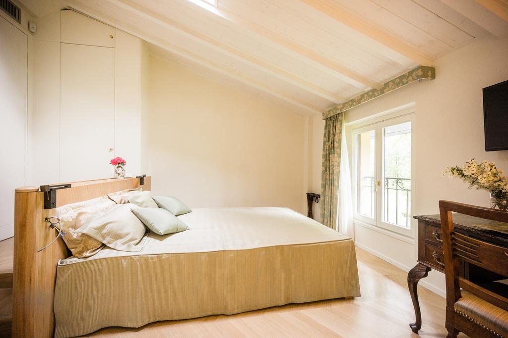 Relais Di Villa Adinolfi Annone di Brianza Room photo